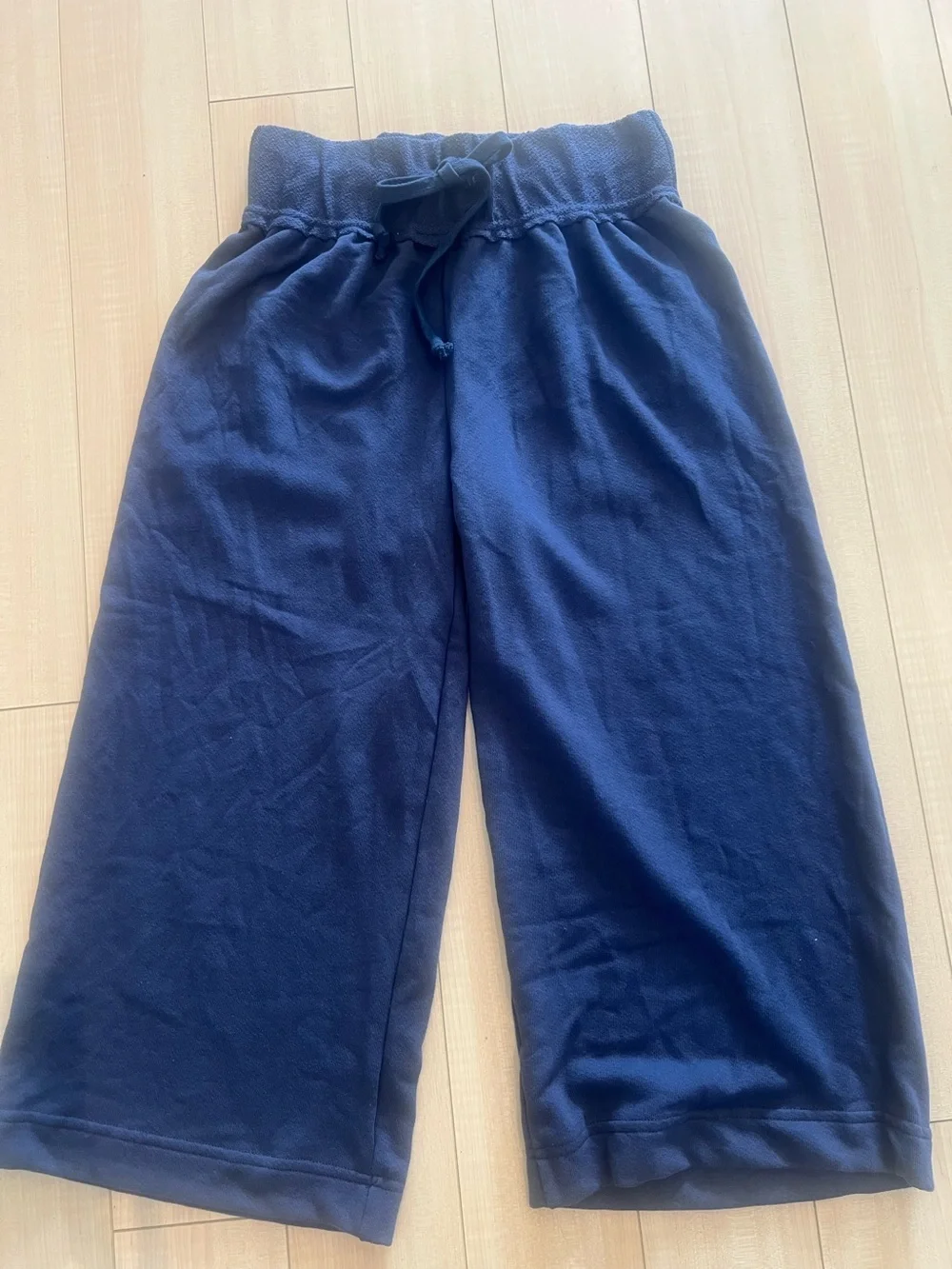 NWOT FREE PEOPLE BEACH CROPPED PANTS